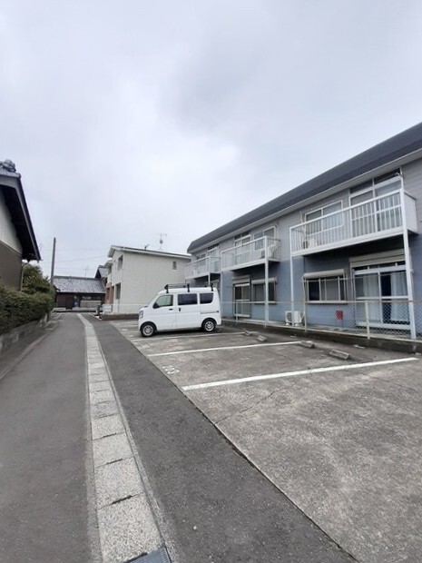 4/10 駐車場