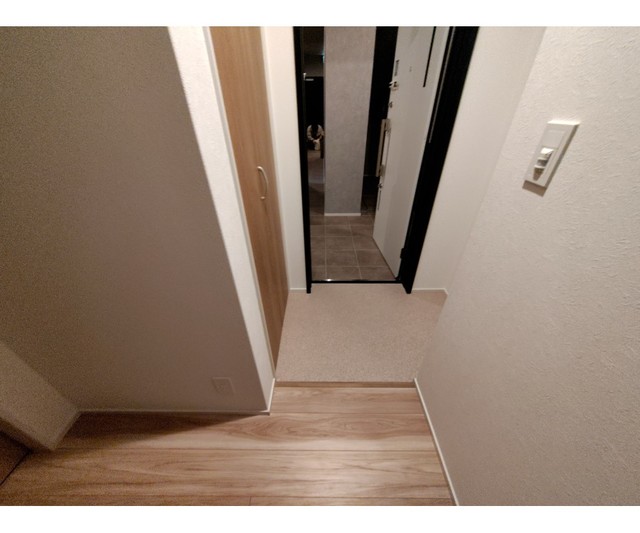 21/30 玄関