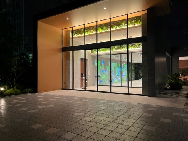 16/17 エントランス
