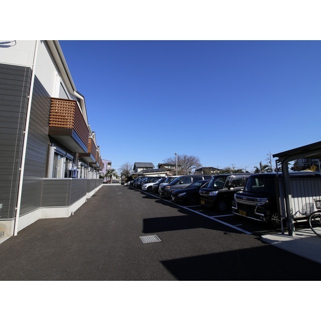 14/16 駐車場