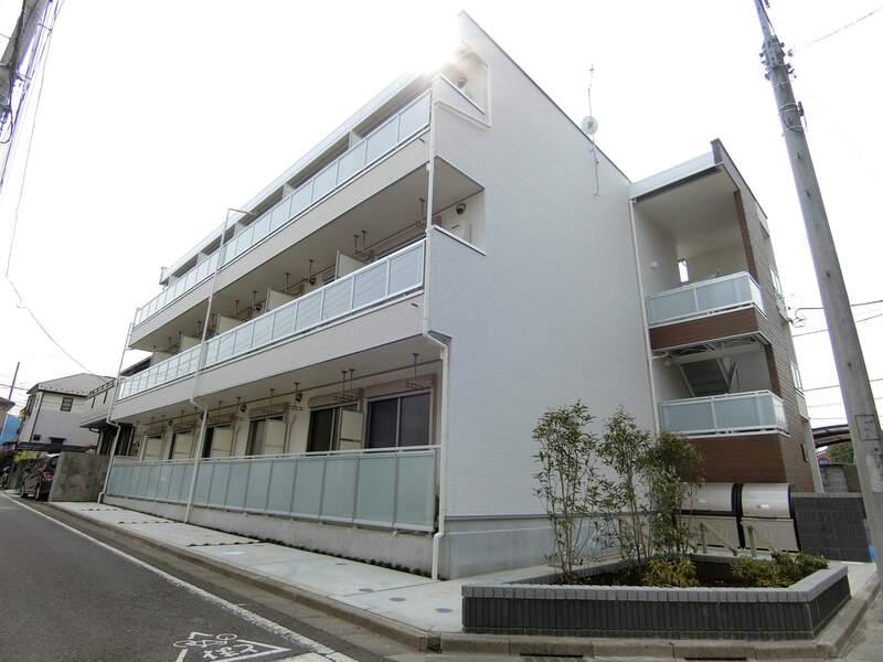 15/16 エントランス