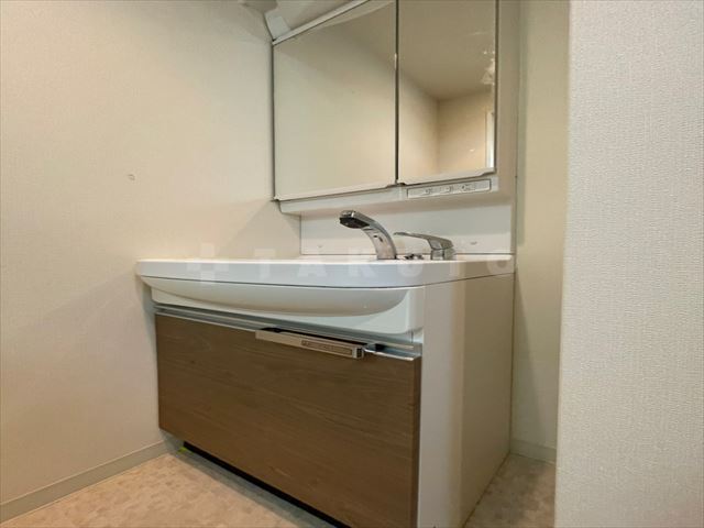 15/30 洗面