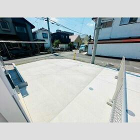 15/15 駐車場