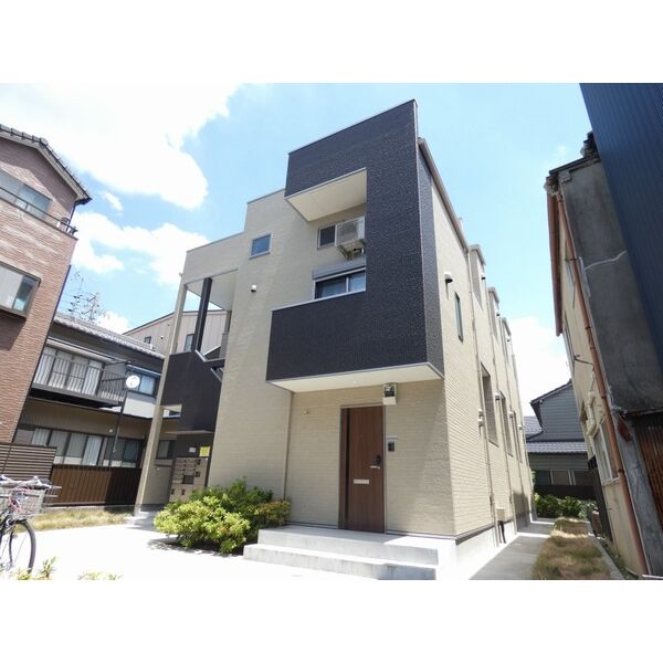 1/16 外観
