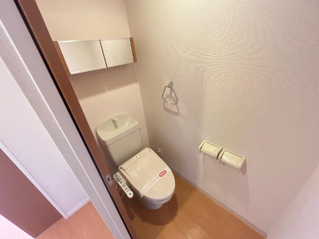 16/30 トイレ