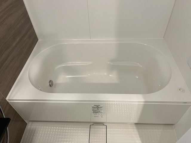 13/27 浴室