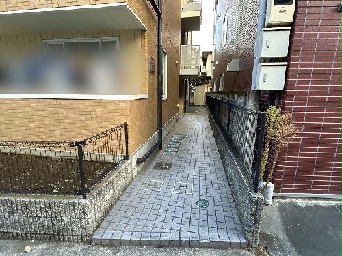 2/2 エントランス