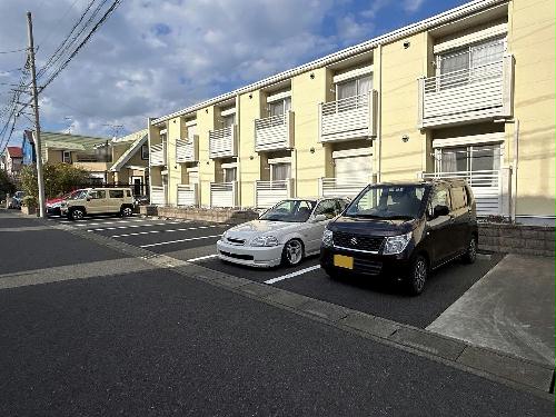 14/23 駐車場