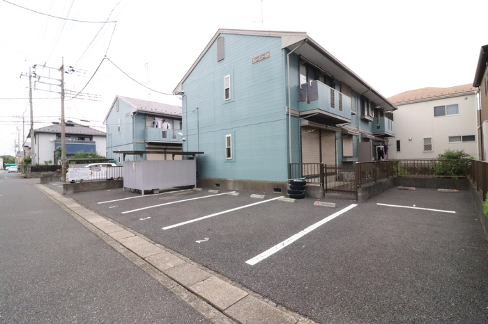 18/18 駐車場
