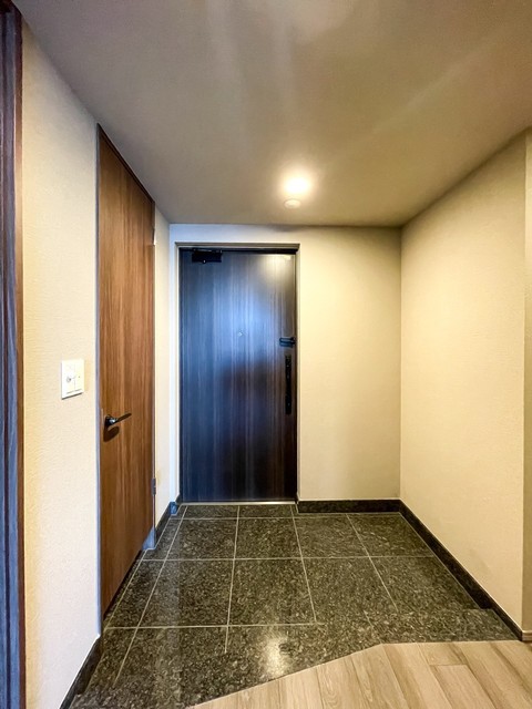 5/20 玄関