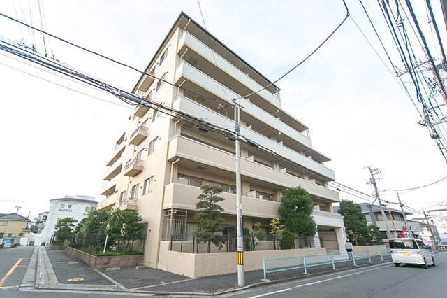 2/4 外観