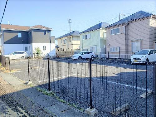 3/3 駐車場