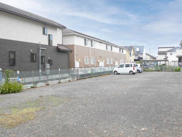 16/16 駐車場