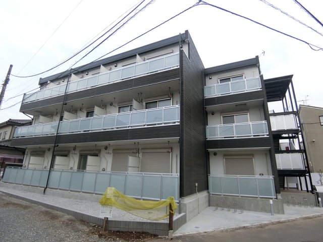 24/24 エントランス