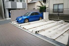 3/3 駐車場
