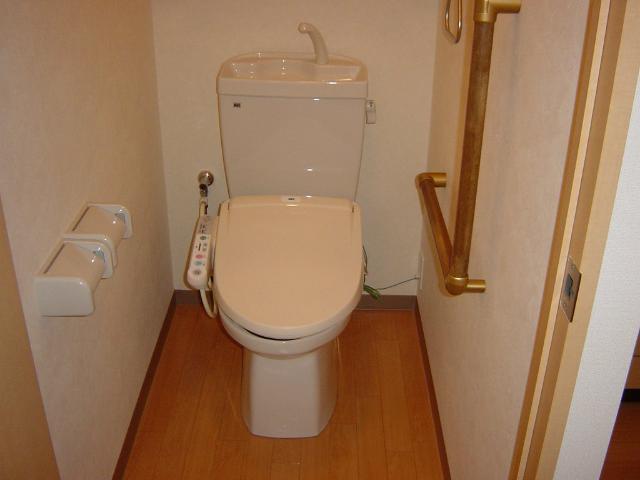 13/30 トイレ