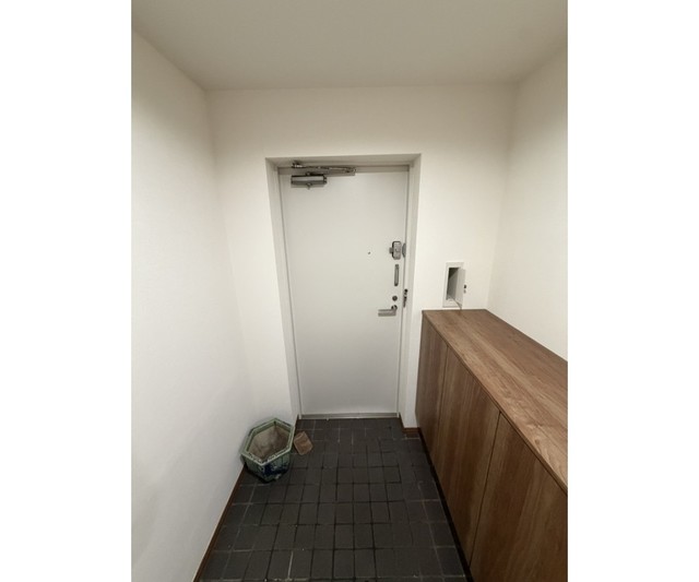 13/29 玄関