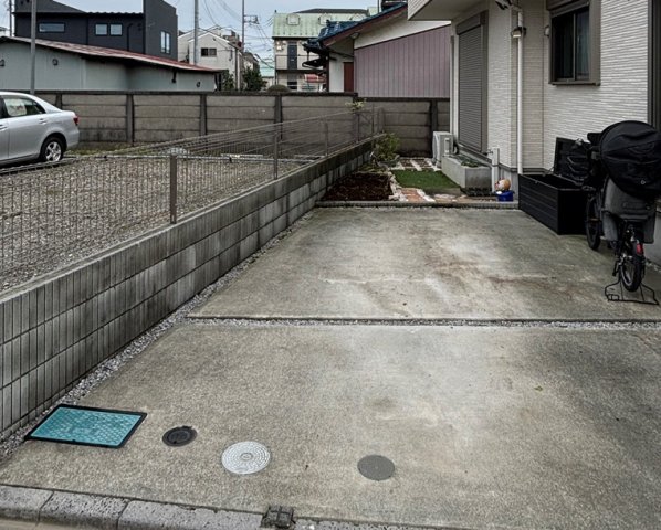 8/8 駐車場