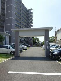 16/16 駐車場