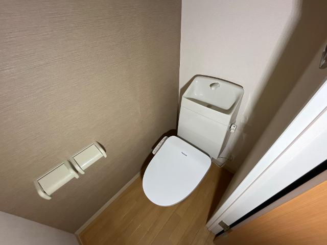 18/30 トイレ
