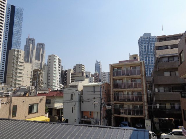 13/23 バルコニー