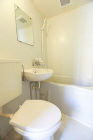 8/16 浴室
