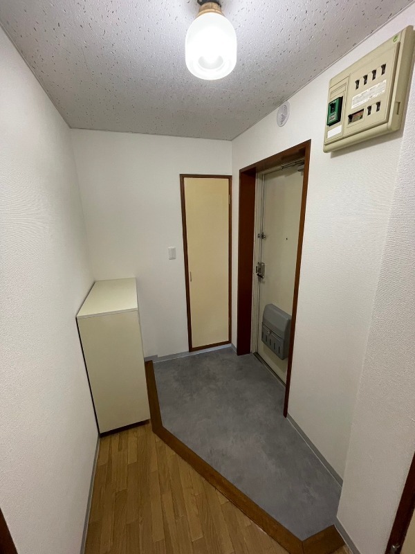 4/9 玄関