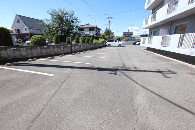 5/5 駐車場