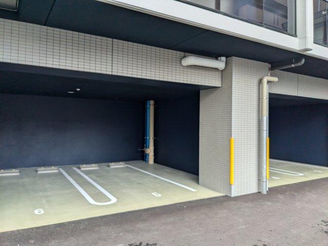 22/23 駐車場
