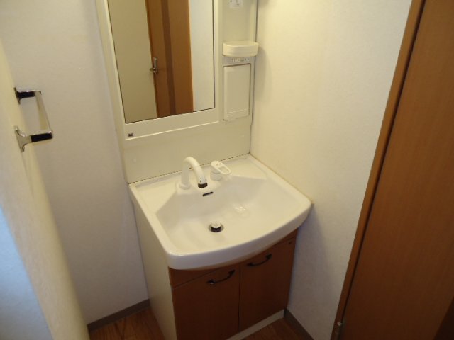 16/30 洗面