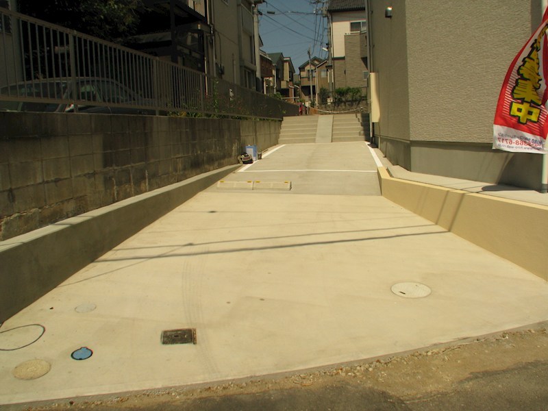 16/25 駐車場