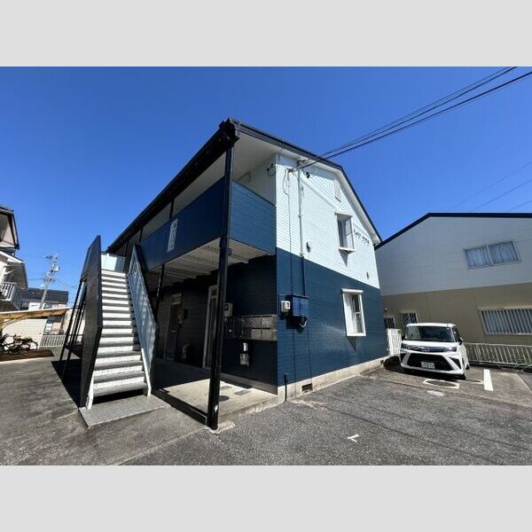 13/21 駐車場