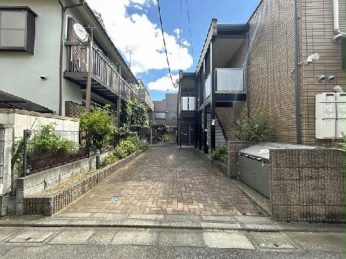2/2 エントランス