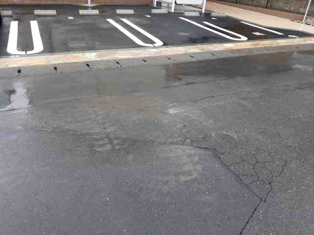 14/20 駐車場