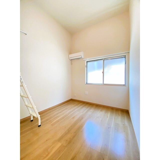 21/26 室内
