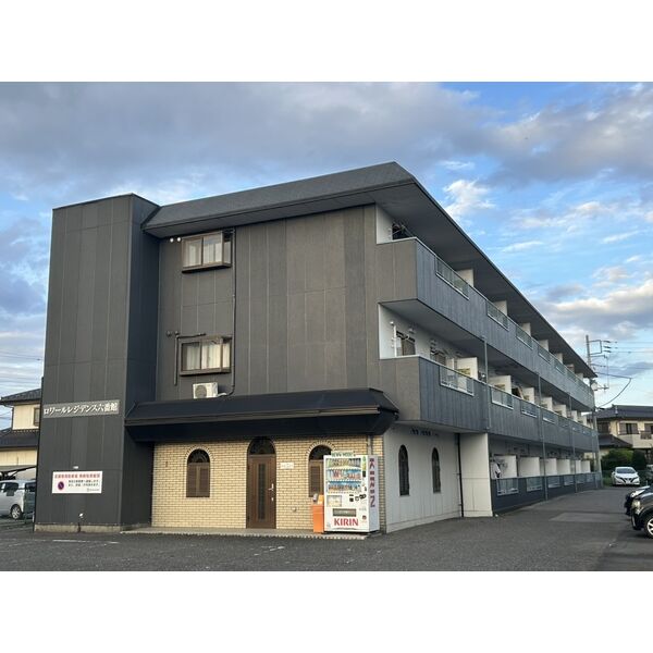 1/8 外観