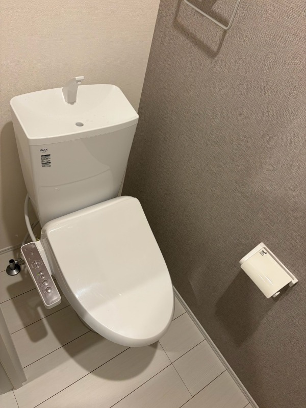 9/11 トイレ