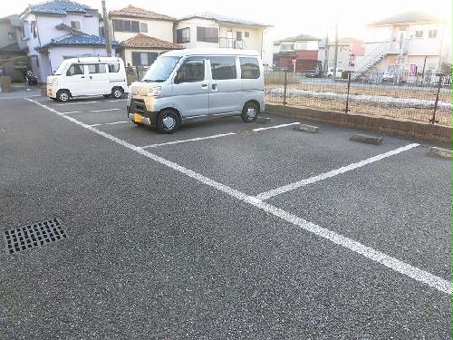 14/16 駐車場
