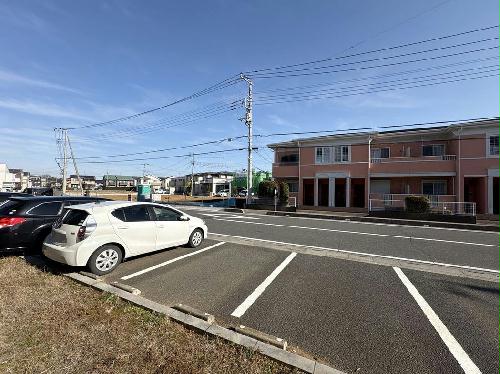 14/21 駐車場
