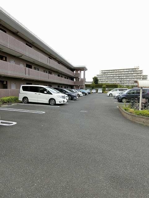 2/10 駐車場