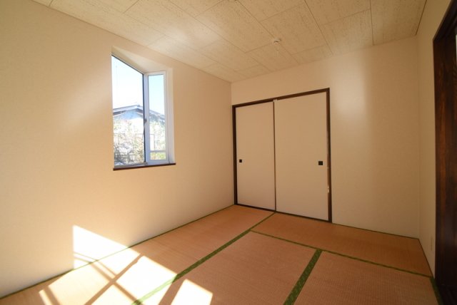 17/17 室内