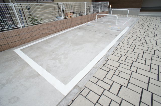 14/14 駐車場
