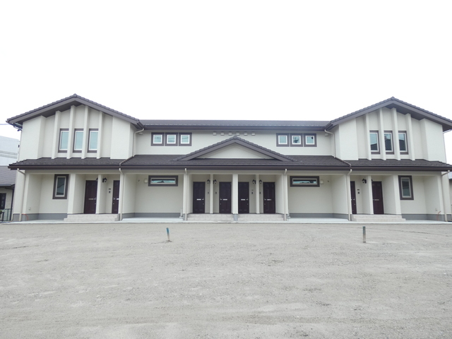 2/3 駐車場