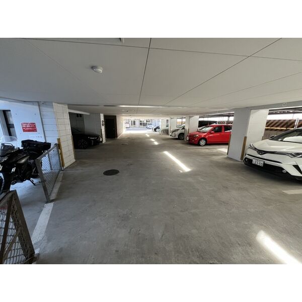 21/21 駐車場