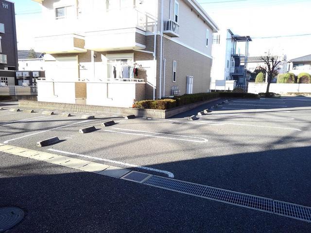 14/20 駐車場
