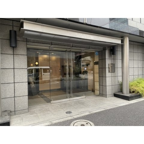 2/2 エントランス