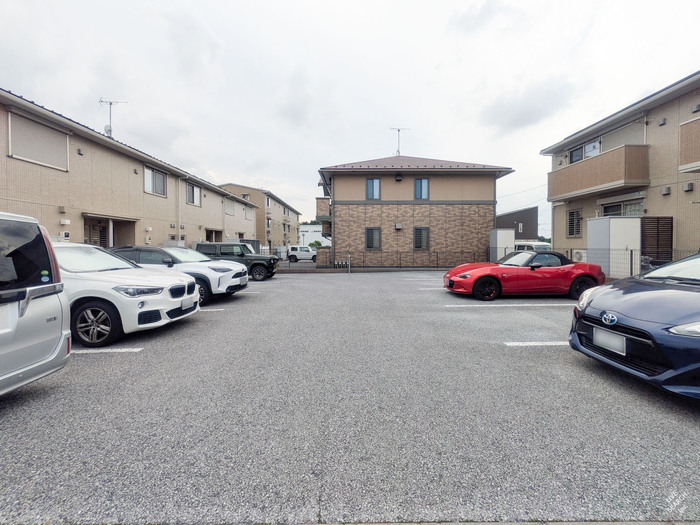 18/21 駐車場