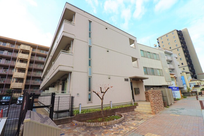 1/16 外観