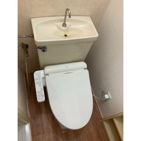 18/24 トイレ