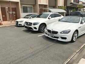 8/8 駐車場